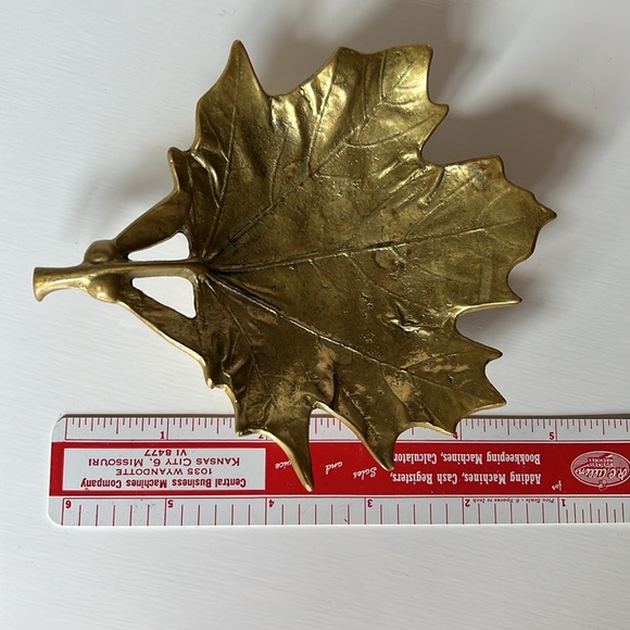 Vintage Virginia Metalcrafters Sugar Maple Leaf Brass Trinket Dish 3-48 1950 - Picture 8 of 11